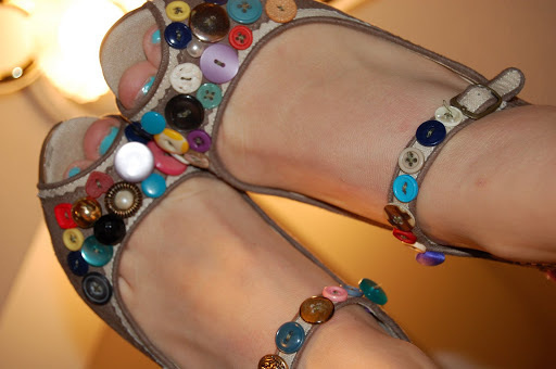 20 Creative DIY Shoes Decorating Ideas #fashion #diy #shoes #decoration