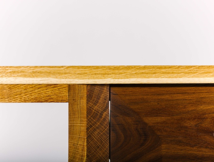 Console Cascades Fly Massive Millworks #fly-massive-millworks #wood #interior #design #artisan #furniture #decor #woodwork #woodworking #wo