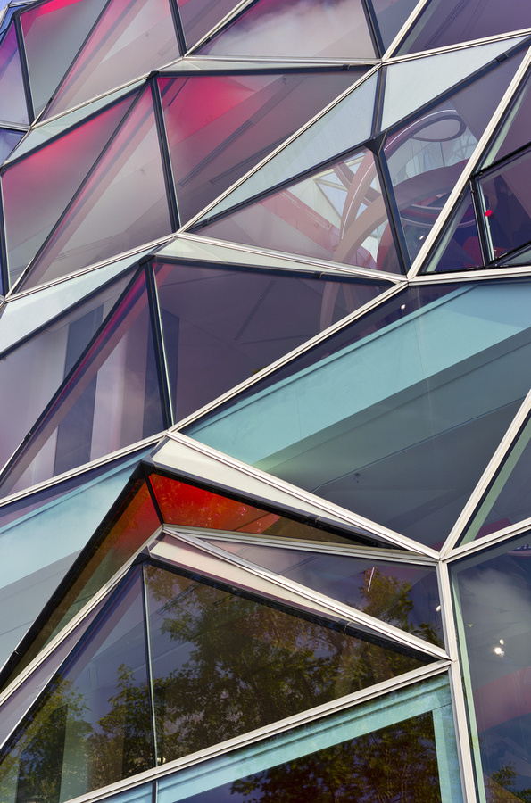 Imagi:nation #color #geometric #contemporary #glass #reflective #architecture