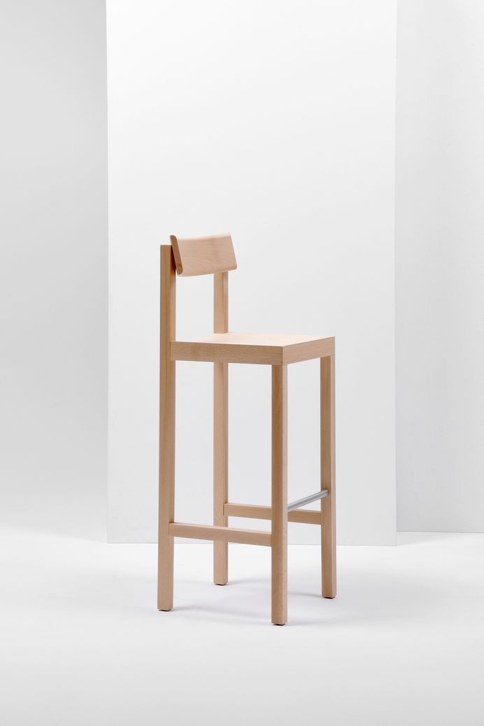 MC14 Primo Stool is a minimalist stool created by Munich-based designer Konstantin Grcic for Mattiazzi. Primo epitomizes the archetypal stool. Its design comprises of only the most basic elements: four legs, seat, and backrest. The strictly vertical...