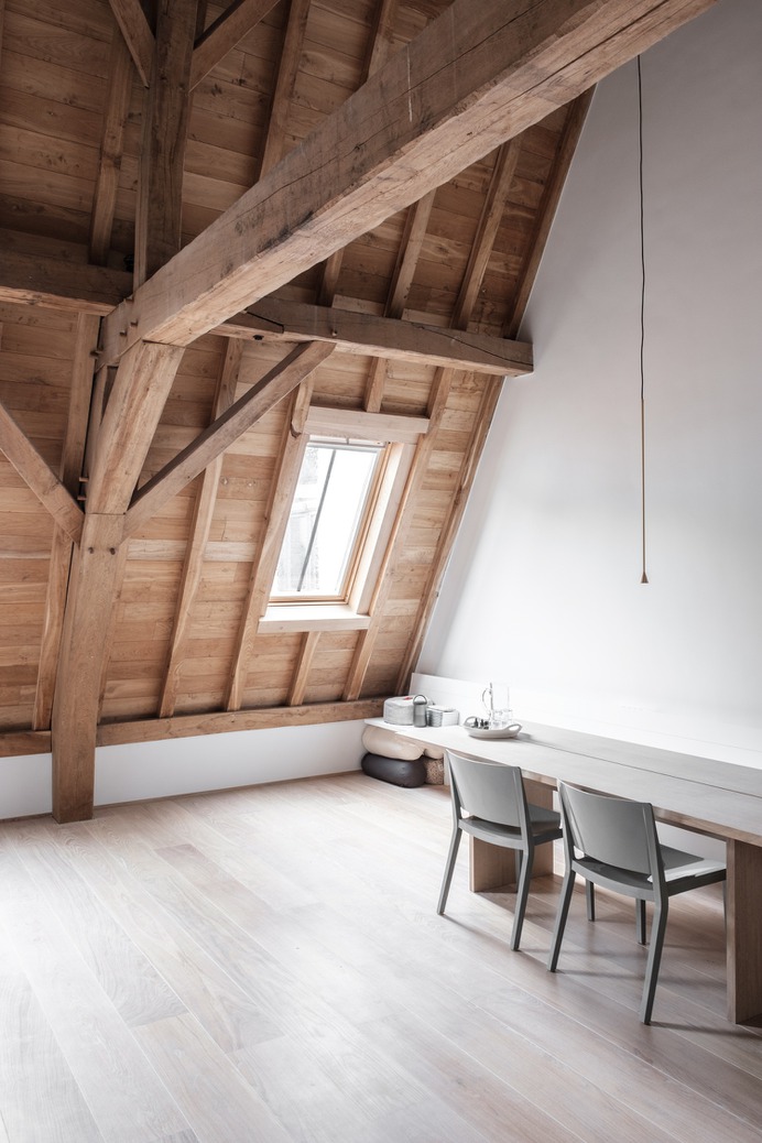 Meditation Studio by Hans Verstuyft Architecten