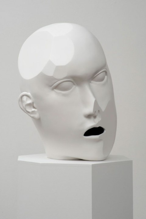 Tanya Batura | PICDIT #sculpture #white #head #black #art