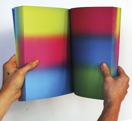 Recordings is a series of books that are the result of a physical interaction between the printer and the offset press. Colors are added to #gradiants #corps #book #containter