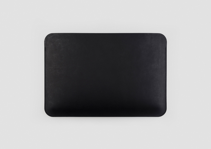 PURITAAN sleeve #leather #macbook #pro #bag #digitalcraft #minimal #black #sleeve #puritaan