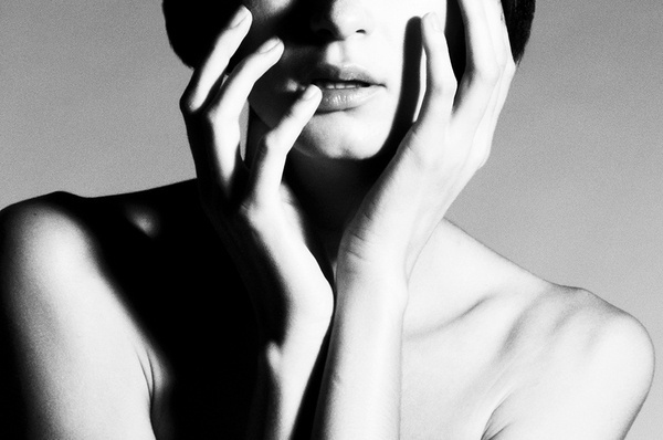 Noir | Therese + Joel #white #woman #noir #black #photography #and