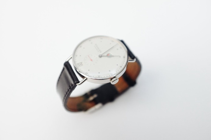 NOMOS Metro Date — minimalgoods