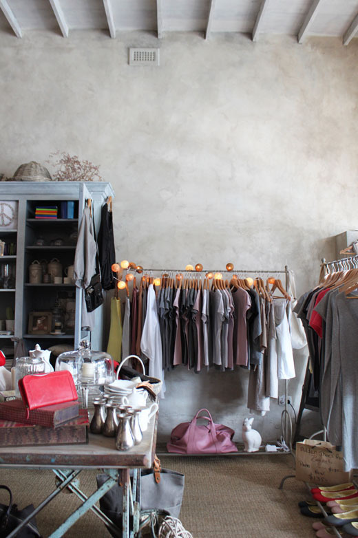 Britta Nickel #interior #clothes #design #living #conrete #style