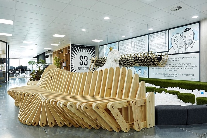 S3 Advertising by Paramount Interiors / Cardiff