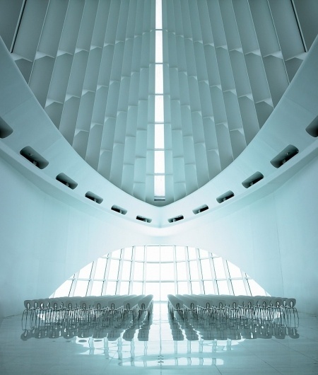 STUA Milwaukee Art Museum #milwaukee #chairs #museum #design #globus #archit #art #stua #calatrava