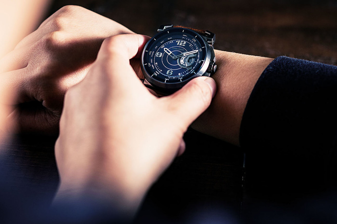 Diesel - Hybrid Watch on Behance