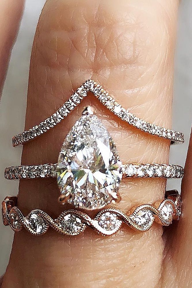 All rings are special, magic and brilliant. If you do not know how to choose perfect wedding set, look at these rings.