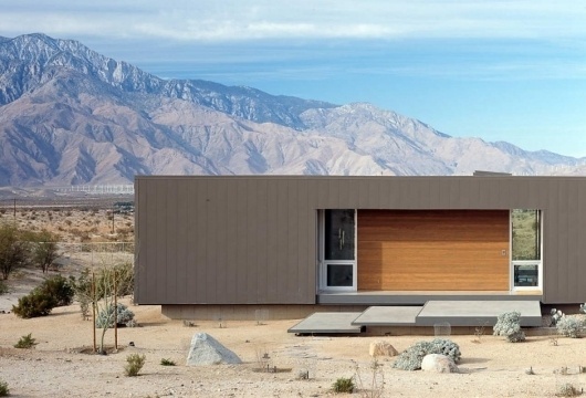 desert-house-marmol-radziner-04.jpg 940×639 pixels #house #wood #architecture #atmosphere #mountains #desert