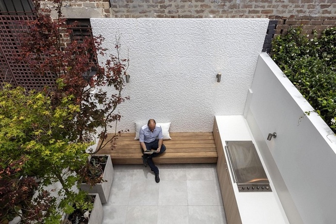 Surry Hills House by Benn & Penna Architects