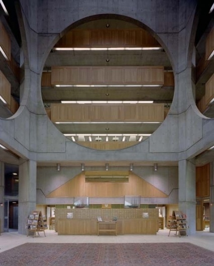 tumblr_kx48xwRHIf1qzvmb9o1_500.jpg (476×591) #kahn #architecture #exeter #library #louis