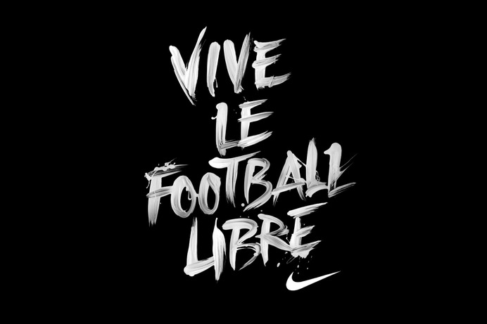 Nike Vive le football libre FFF France football type design graphisme typographie peinture