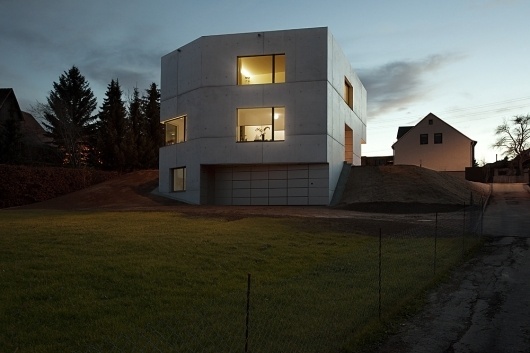 Architecture Photography: Maison du Béton / Atelier st - bb090925maison_du_beton-1126 (46576) – ArchDaily #maison #concrete #atelier #bton #st #architecture #minimal #du