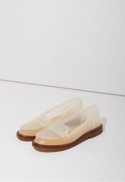 pale