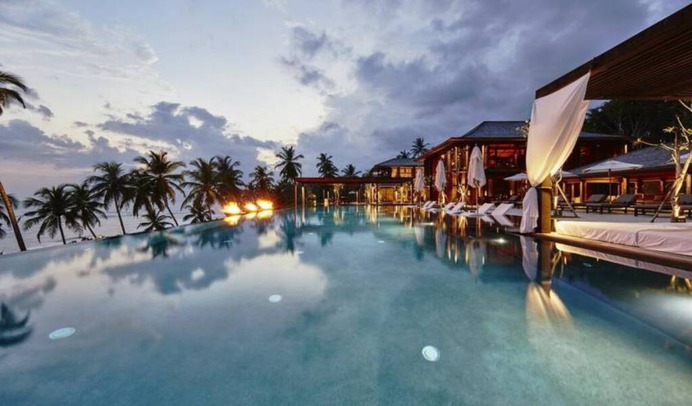 The 15-bedroom suites estate is made up of a seven-bedroom suites villa and eight-bedroom suites villa in Sri Lanka. Contact Villa Getaways for booking!