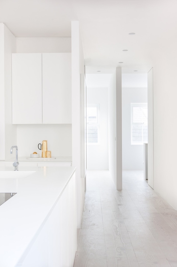 Bankside Apartment by HASA Atelier