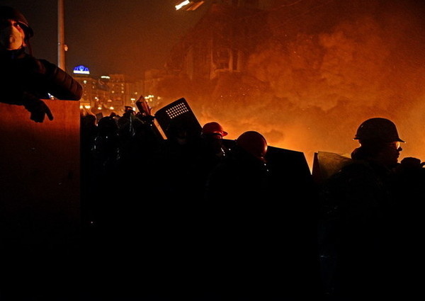 Ukraine Revolution by Alfred Yaghobzadeh #inspiration #photojournalism #photography