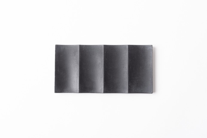 Waves Tray by Moisés Hernández