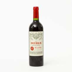 PETRUS POMEROL Grand Vin', a rare bottle of red Wine, 1985