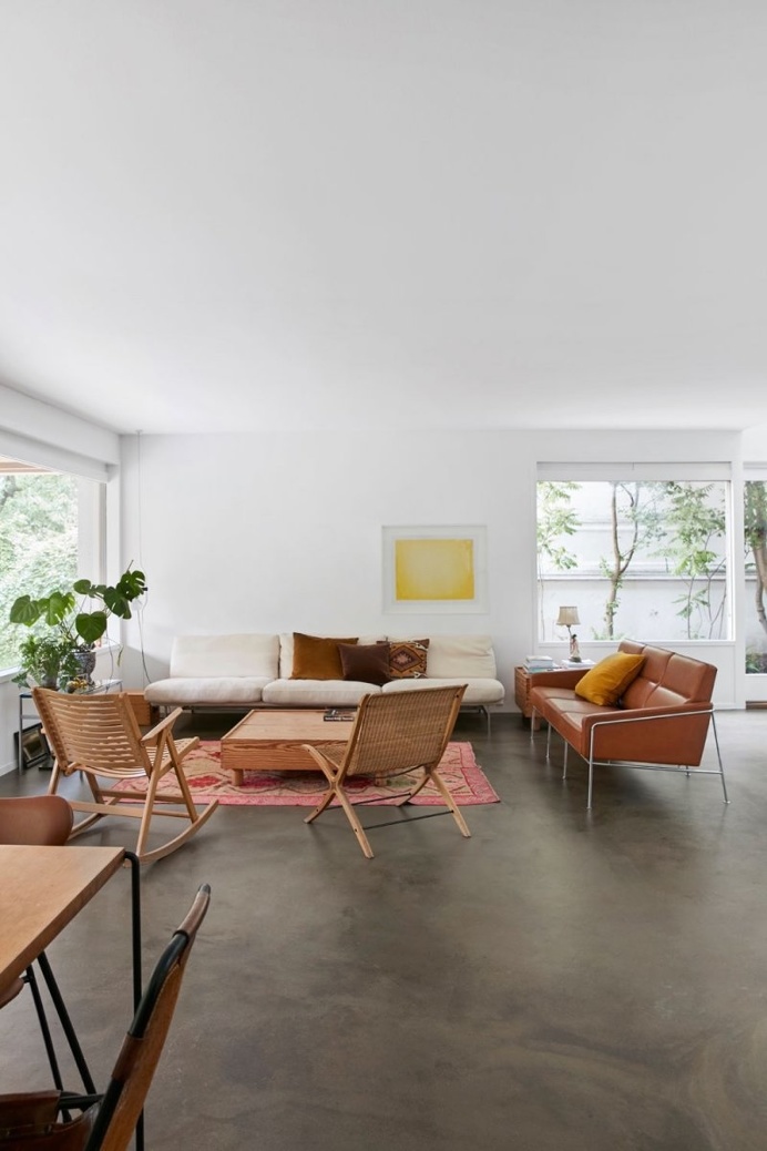 Japanese-Nordic style living space. Home of Barbara Hvidt and Jan Gleie. © Birgitta Wolfgang. #livingroom #concretefloor