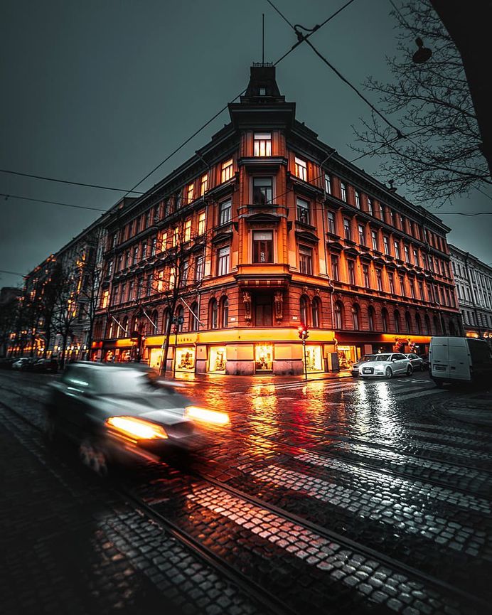 Stunning Street Photos of Helsinki by Charlie Featherlight