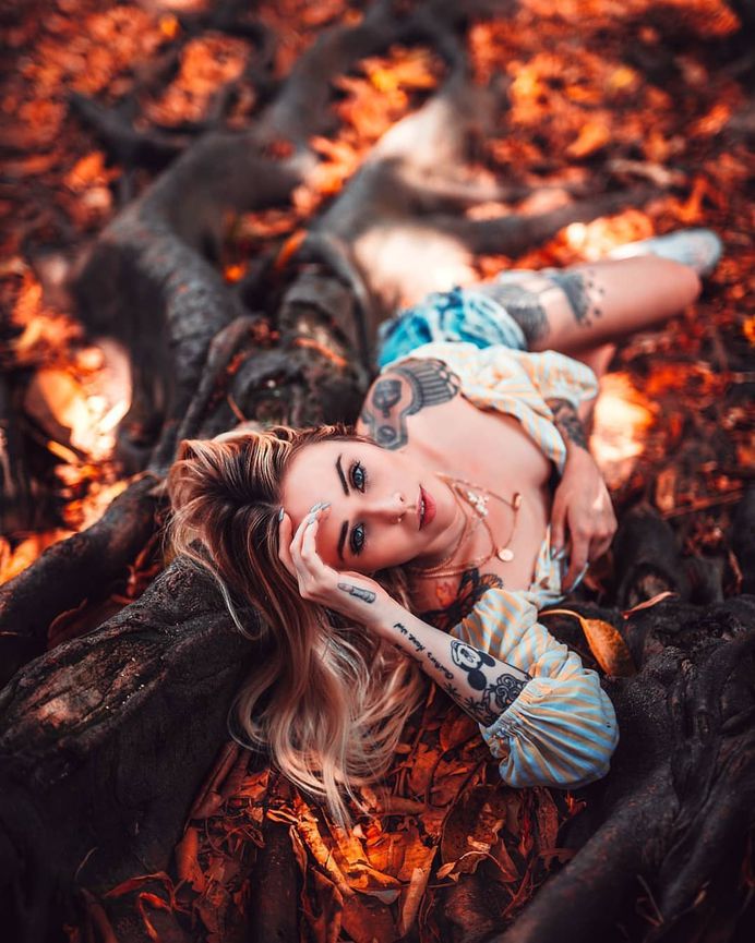 📸Photographer: Apolloz @apollozphotography 🎀Model: Alysha Nett @alyshanett 📌Follow: @portraitistnet 🔖Tag: #portraitistnet (at San Diego, California)