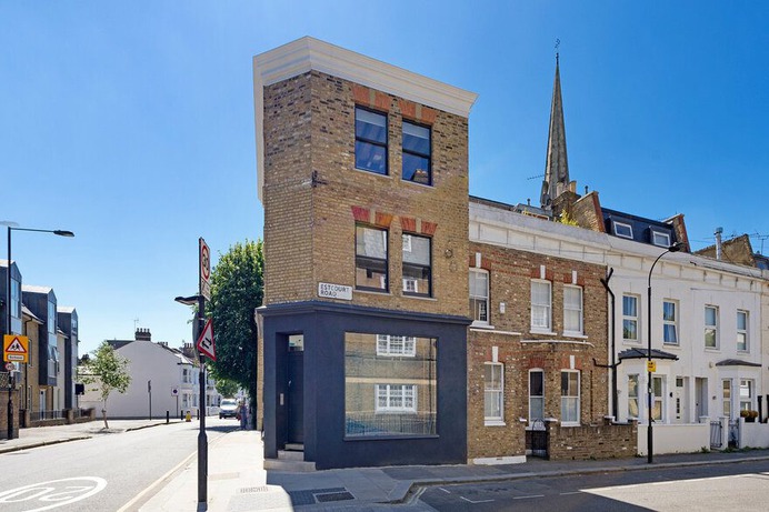 Estcourt Road Apartment