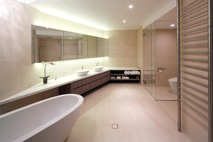 Spacious and Sophisticated Apartment in Sydney - #bath, #interior, #decor, home, bathroom