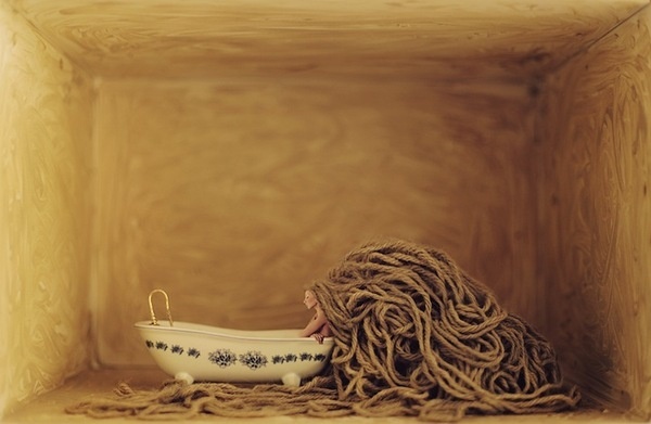CJWHO ™ (The chamber of my heart by Sparrek Sparre went...) #surrealism #design #photography #art #fashion #sparrek