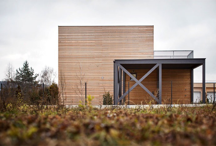 A Wooden Modular Family House Built in One Day - InteriorZine