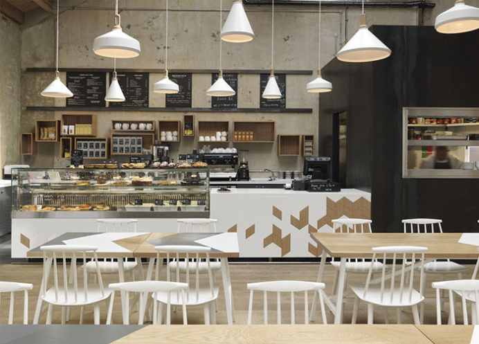 A Contemporary Interpretation of a Traditional Cafe at London