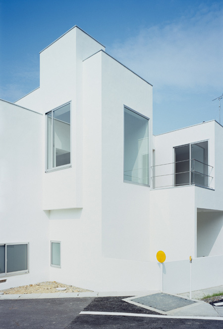 House of Diffusion #boxes #architecture #japan #facades