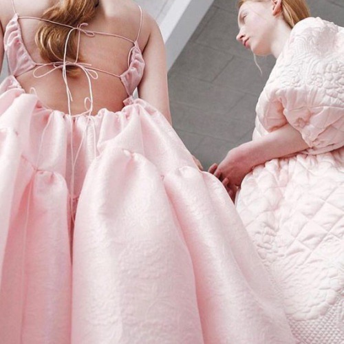 acrownofpeaches: "Cecilie Bahnsen Spring 2019. "