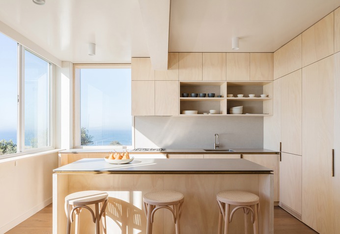 Clovelly Apartment by James Garvan
