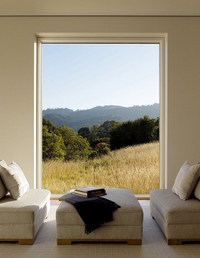 Portola Valley Barn Featuring a Rustic Exterior in Contrast with Contemporary Interior 7