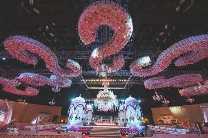 wedding flower decoration for stage