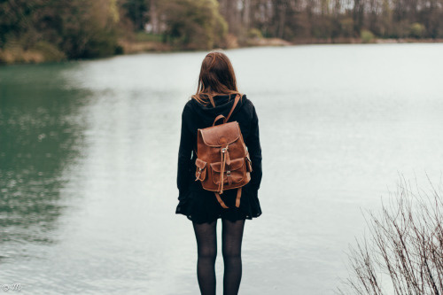 heidigrainger: "anexquisitenymph: " Let me go by Manon Vacher " nature "