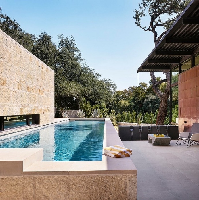 Olmos Park Residence in San Antonio