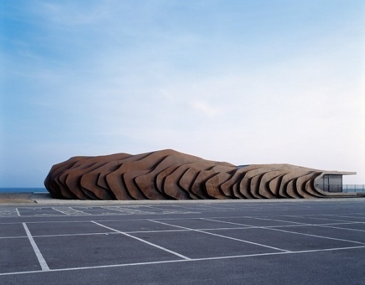 Amazing Shell-like Café in Littlehampton / Heatherwick Studio - eVolo | Architecture Magazine #architecture