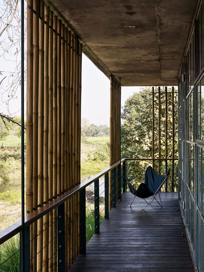 The Riparian House by Architecture BRIO