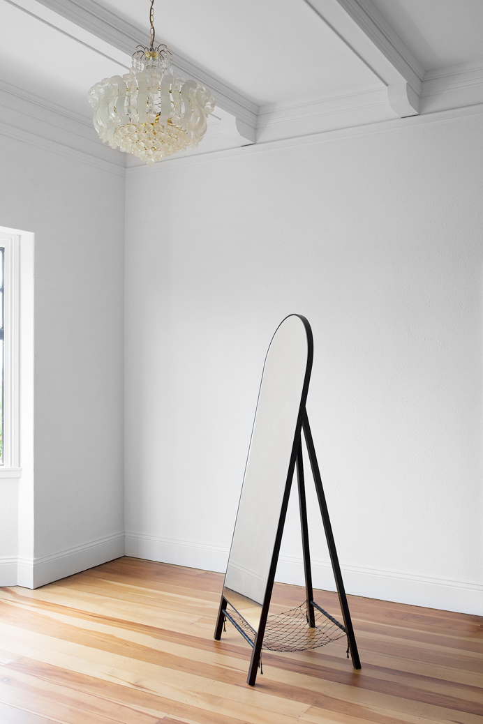 Easel Mirror