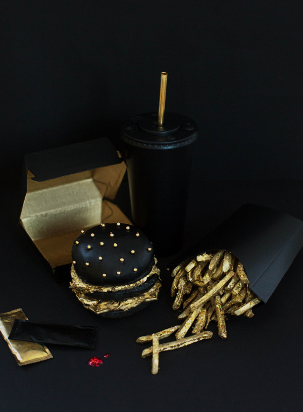 Live fat & Die young #burger #sparkle #food #set #shine #gold #fast