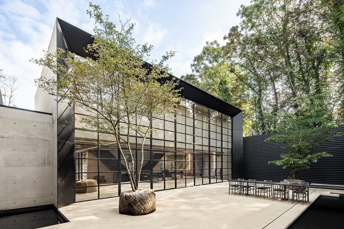 Ghost House by BPN Architects