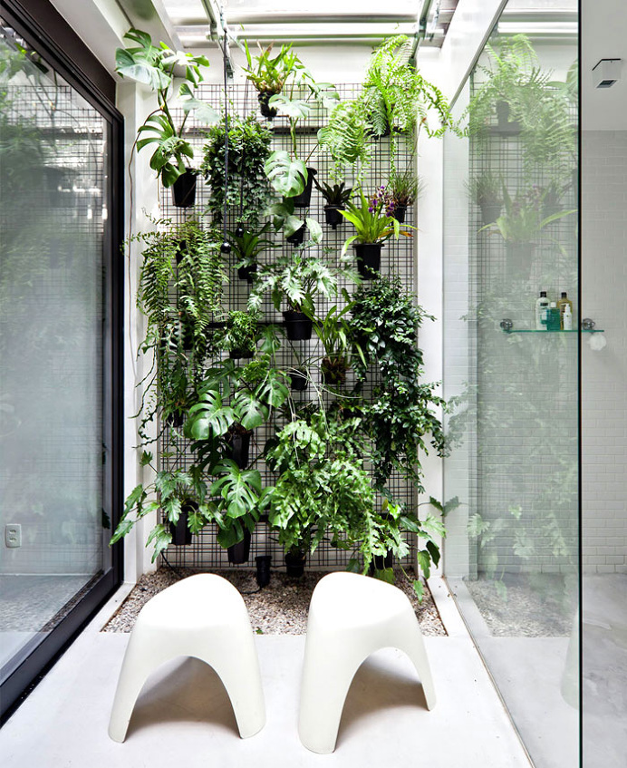 SuperLimao Studio Designed Urban House With Artistic Facade - #decor, #interior, #homedecor, #house, #home, #bath, #bathroom
