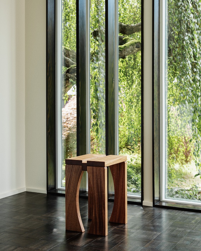 Butterfly Stool by Ette