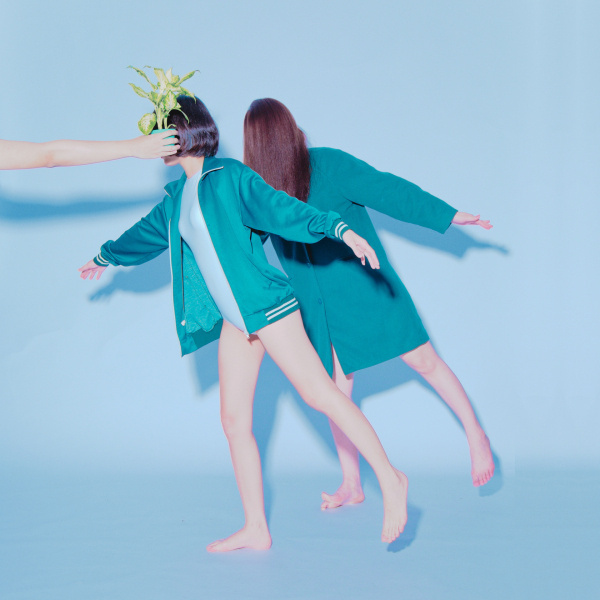 Sydney Sie | PICDIT #color #art #photo #photography #artist #design #paper