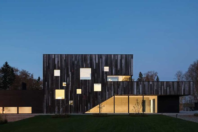 TX House / ZUN Architecture and Design